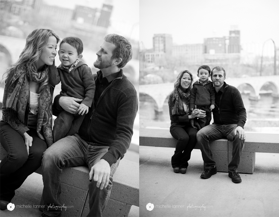Minneapolis Family Photographer at the Guthrie Theater