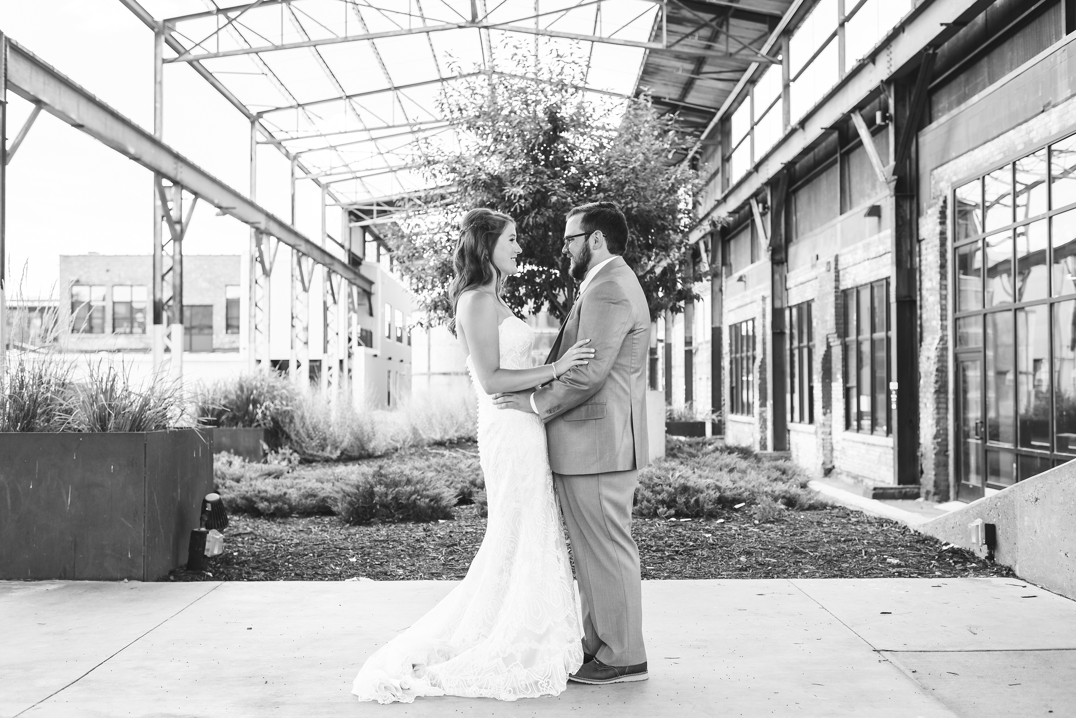 Bauhaus Brew Labs Wedding in Minneapolis, MN | Wedding Photographer